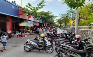 Kisah Tukang Parkir Raup Untung Berlipat Saat CFD Boyolali Berlangsung