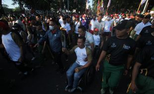 Hadiri Pawai Obor, Sandiaga Uno: APG 2022 di Solo Dongkrak Ekonomi