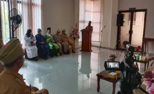 Lantik Sejumlah Kepala Dinas, Bupati Karanganyar: Keluar Temui Warga