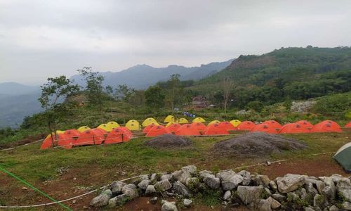 Mantap! 100-an Pemuda Sukoharjo Kemah di Gunung Setinggi 1.232 Mdpl