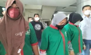 Ibu-Ibu Ditangkap Hendak Edarkan Sabu-Sabu, Kepincut Honor Menggiurkan?