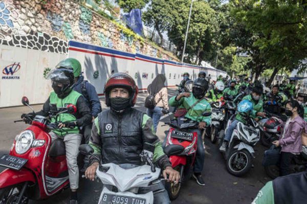 Aturan Baru Tarif Ojek Daring Kemenangan Tidak Ideal Pengemudi Gig