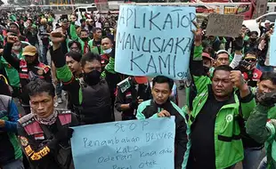 Ribuan Pengemudi Ojol Demo di Depan Gedung DPR Jakarta, Sampaikan 4 Tuntutan