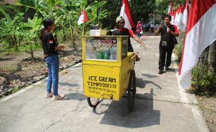 Kisah Warga Bugel Klaten Lahirkan Sarjana-Bupati dari Jualan Es Puter