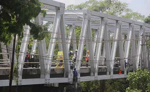 2 Jembatan di Bengawan Solo Ditutup, Jebres-Pasar Kliwon Diprediksi Macet Parah