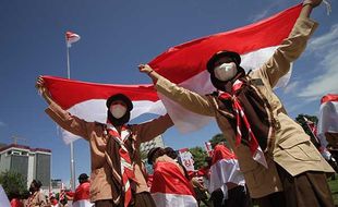 Gerakan Pembagian 10 Juta Bendera di Surabaya, Tingkatkan Nasionalisme