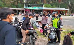 Sunmori Pakai Knalpot Brong, Puluhan Motor Terjaring Razia di Tawangmangu