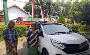 Beli Mobil Pakai Uang Sekarung di Sragen, Kakek Ini Ternyata Dapat Warisan