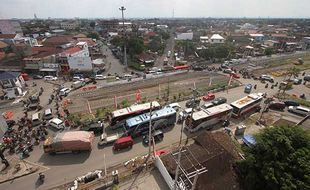 Proyek Rel Layang Joglo Solo Masuk Tahap 2, Jl. Kolonel Sugiyono Searah