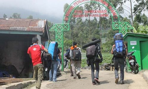 Ada Belasan Jalur Pendakian Gunung Slamet, Ini yang Paling Recommended