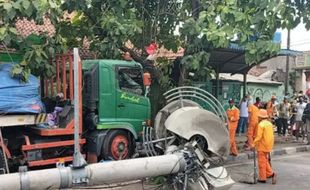 Polisi Selidiki Penyebab Kecelakaan Maut di Bekasi, Sopir Truk Trailer Selamat