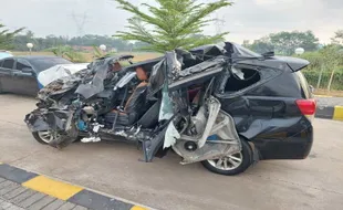 Kronologi Kecelakaan di Tol Batang yang Merenggut Nyawa Ayah Emil Dardak