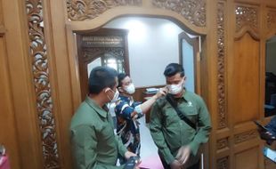 Marah! Gibran Sempat Copot Masker Paspampres Pemukul Sopir Truk