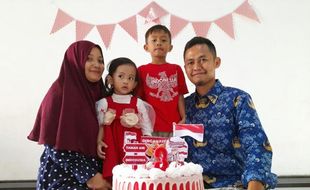 Lahir 17 Agustus, Bocah asal Sragen ini Diberi Nama Putri Merah Putih