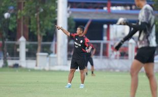 Setelah Mundur dari Persis Solo, Jacksen Sempat Datangi Rumah Rasiman, Ada Apa?