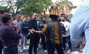 PBAK 2022 Dibubarkan, Senat Mahasiswa UIN Jogja Sebut Rektorat Otoriter