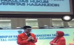 Viral Mahasiswa Unhas Pilih Gender Netral, Begini Komentar Warganet