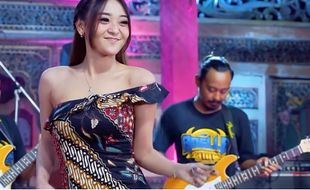 Lirik Lagu Nunut Ngiyup versi Difarina Indra Adella feat Pak Ndut