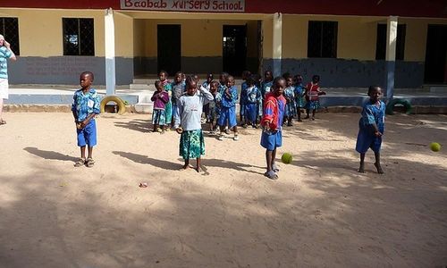 Dijual Bebas, Parasetamol Diduga Sebabkan Kematian Puluhan Anak Gambia