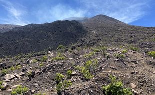 Waspada! Aktivitas Gempa Gunung Slamet Meningkat, Ini Jarak Amannya