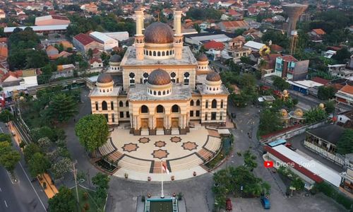 Bupati dan Wabup Klaten Salat Id di Masjid Agung Al Aqsha