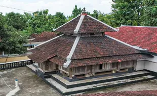 Unik! Kubah Mirip Mahkota di Masjid Tiban Wonogiri Ini Terbuat dari Tanah Liat