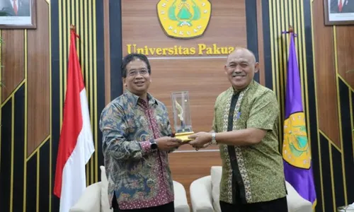 Langkah Awal Kolaborasi, UNS Teken Kerja Sama dengan Universitas Pakuan