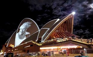 Bentuk Penghormatan, Sydney Opera House Tampilkan Foto Ratu Elizabeth II