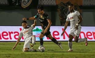 Dewa United FC 0-0 PSS Sleman: Laskar Sembada Tak Terkalahkan saat Tandang