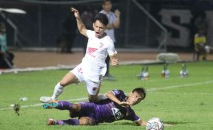 Persik Kediri 0-0 PSM: 2 Kartu Merah dan 8 Kartu Kuning di Stadion Brawijaya