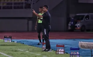 Batas Penentuan Pelatih Persis Solo Nyaris Habis, Ini Prestasi Coach Rasiman