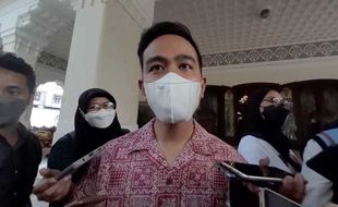 Cari Solusi soal Perdagangan Daging Anjing di Solo, Gibran Temui Koalisi DMFI