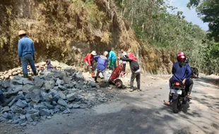 Tingkatkan Pariwisata, Desa Sendang Wonogiri Bangun Jalan Senilai Rp6 Miliar