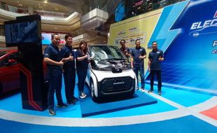 Nasmoco Hadirkan Kendaraan Elektrifikasi hingga Kemudahan Pembelian Toyota