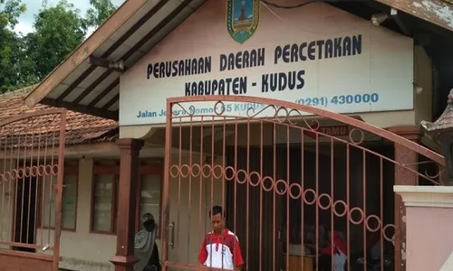 Bupati Kudus Minta Perusda Lebih Inovatif untuk Hasilkan Laba