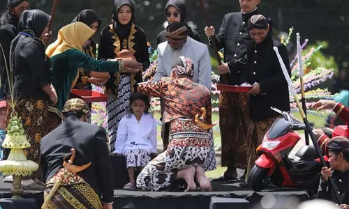 Sejarah Rambut Gimbal Dieng, Konon Titisan Leluhur yang Membawa Kemakmuran