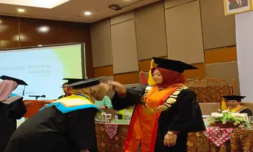 Gelar Wisuda, ITS PKU Muhammadiyah Surakarta Cetak Lulusan Pertama Prodi Baru