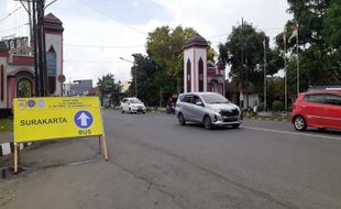 Perbaikan Jalan KH Samanhudi Sukoharjo Dimulai, Jalur Alternatif Ramai Lancar