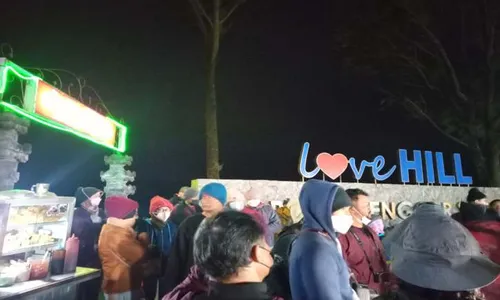 Sensasi Berburu Sunrise di Gunung Bromo Probolinggo, Rela Berangkat Dini Hari