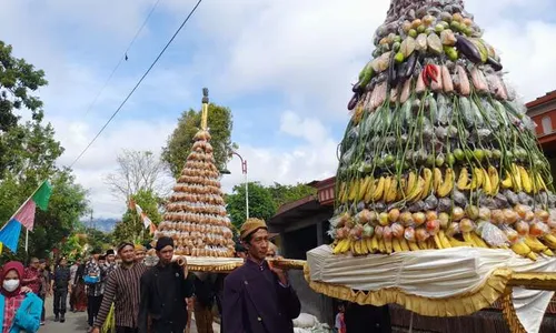 Meriah! Kenduri Udan Dawet Banyuanyar Boyolali Diserbu Ribuan Warga