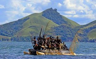 Kisah Tanah Emas di Ujung Timur: dari Provinsi Irian Barat hingga Papua Baru