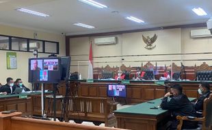 Terbukti Terima Suap, Hakim PN Surabaya Nonaktif Itong Divonis 5 Tahun Penjara