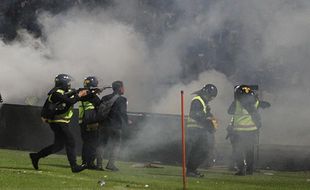 Tragedi Ricuh Laga Arema FC vs Persebaya, 127 Orang Meninggal Jadi Korban