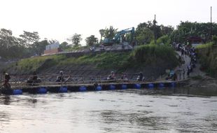 Senjakala Kampung Beton, Saksi Bisu Kesibukan Pelabuhan Terbesar Bengawan Solo