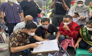 Pecahkan Rekor Muri, Pariwisata dan Batik Laweyan Diharapkan Terus Berkembang