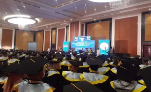 Megah! Prosesi Wisuda ke-17 Politeknik Indonusa Usung Konsep Society 5.0