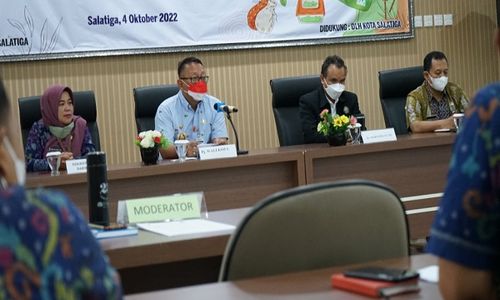 Pemerintah Salatiga Segera Keluarkan Larangan Pemakaian Kantong Plastik