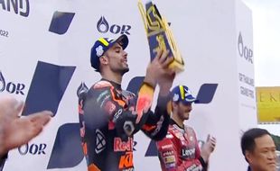 Raja Lintasan Basah, Miguel Oliveira Juarai MotoGP Thailand