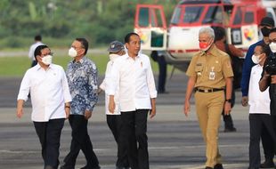 Jokowi Digugat Dugaan Ijazah Palsu, Istana: Jangan Nge-prank Penegak Hukum