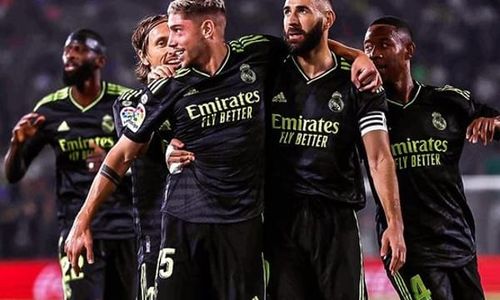 Elche 0-3 Real Madrid: El Real Tetap Berpesta Meski 3 Gol Dianulir